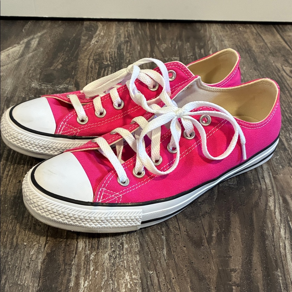 Women’s Pink Converse Sneakers -Size 9